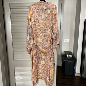 Spell Peach and Cream Patterned Kimono